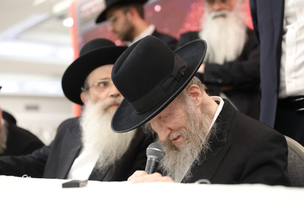 גדולי ישראל בכנס של תלמידי הישיבות: בני הישיבות הם המגינים