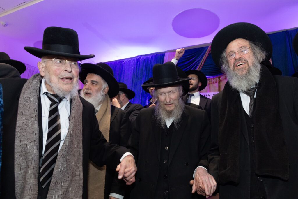 מעמד חיזוק למאות בני ישיבות יוצאי צרפת במעמד גדולי ישראל