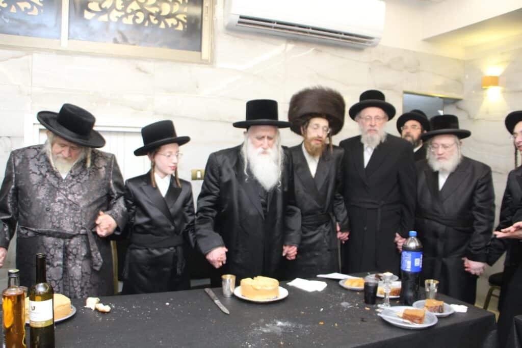 גלריה: שמחת הבר מצוה לנכד האדמו״ר משאץ