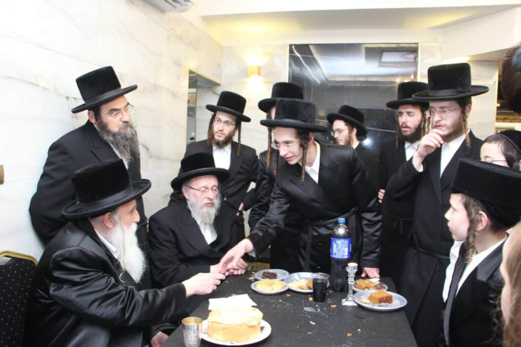 גלריה: שמחת הבר מצוה לנכד האדמו״ר משאץ