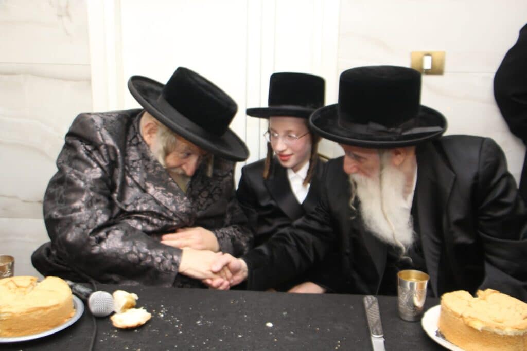 גלריה: שמחת הבר מצוה לנכד האדמו״ר משאץ