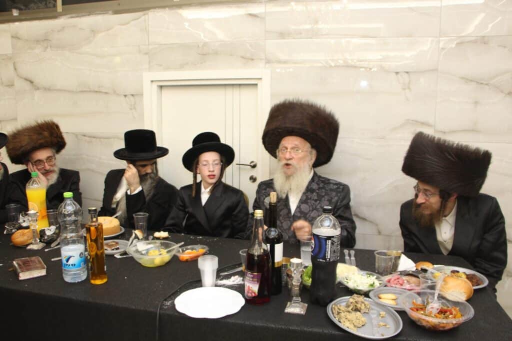 גלריה: שמחת הבר מצוה לנכד האדמו״ר משאץ