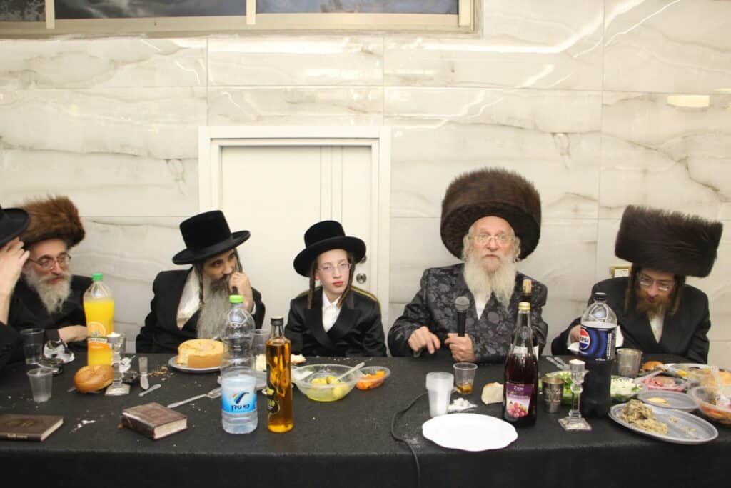 גלריה: שמחת הבר מצוה לנכד האדמו״ר משאץ