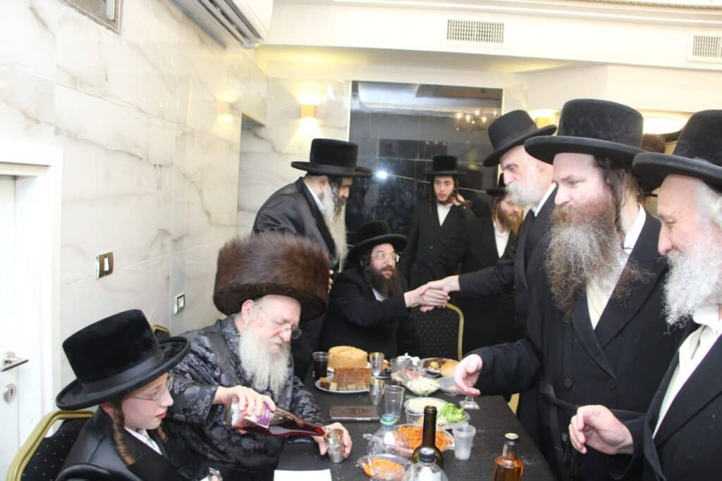 גלריה: שמחת הבר מצוה לנכד האדמו״ר משאץ