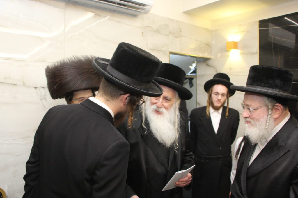 גלריה: שמחת הבר מצוה לנכד האדמו״ר משאץ