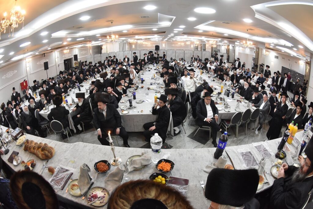 הרבי סיפר סיפורים: טיש בביטשקוב