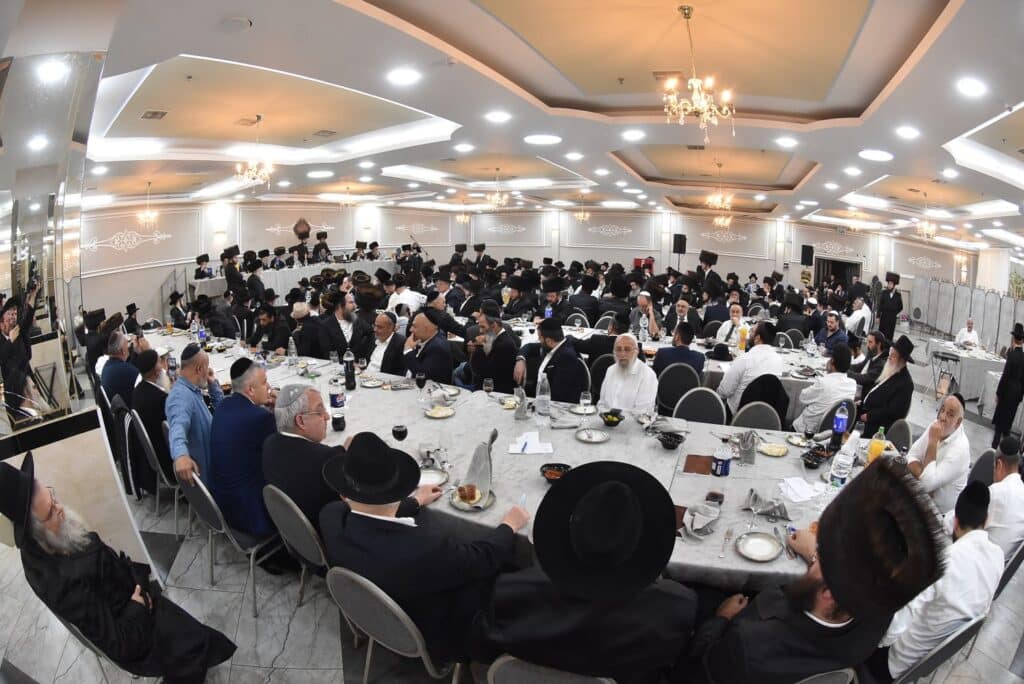 הרבי סיפר סיפורים: טיש בביטשקוב