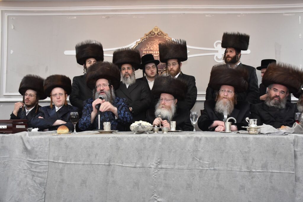 הרבי סיפר סיפורים: טיש בביטשקוב