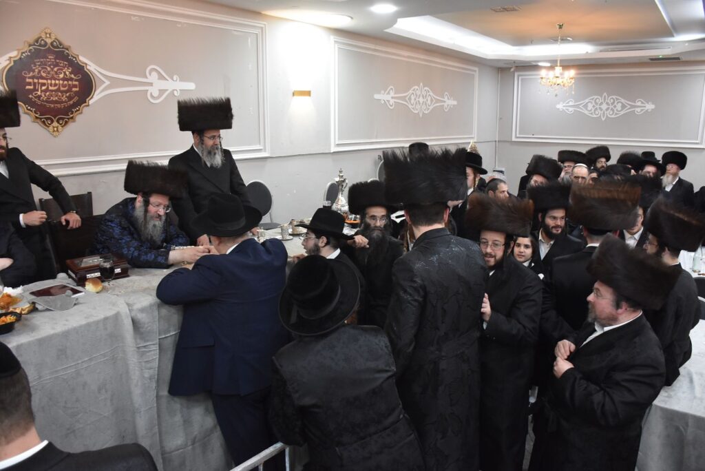 הרבי סיפר סיפורים: טיש בביטשקוב