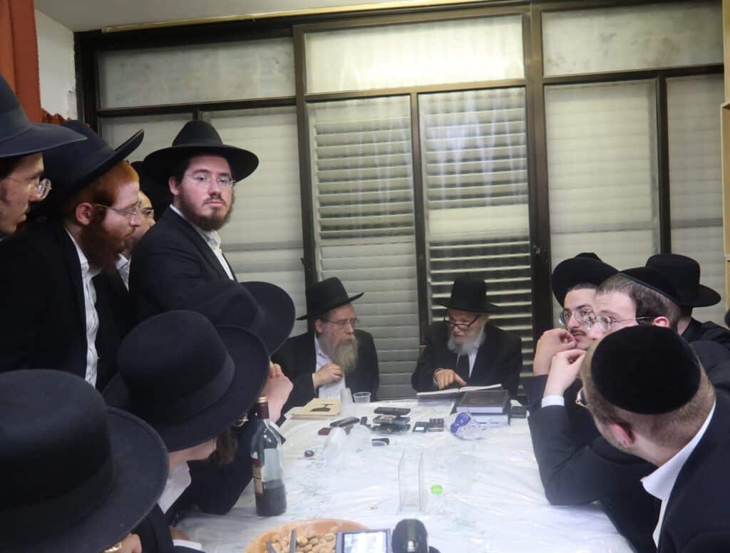 בגבעת הישיבה: ראשי הישיבות הקבילו את פני הגרמ"ה הירש