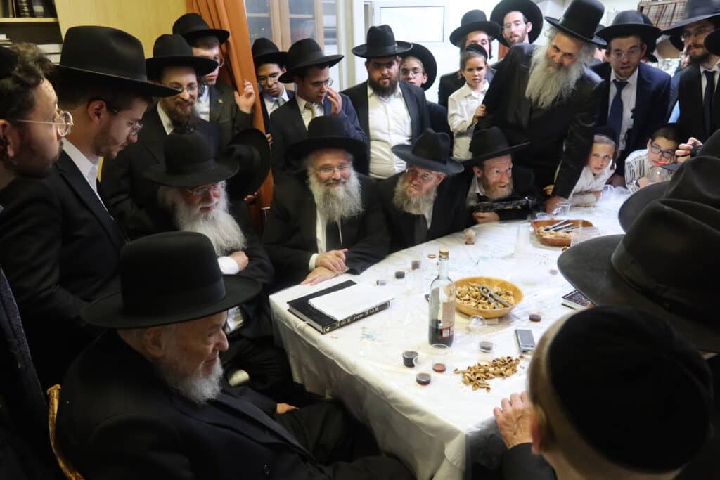 בגבעת הישיבה: ראשי הישיבות הקבילו את פני הגרמ"ה הירש