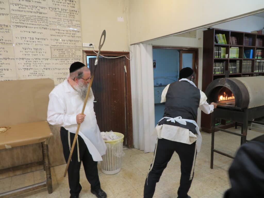 חג הפסח בצילו של הגאון הצדיק רבי מרדכי אויערבאך