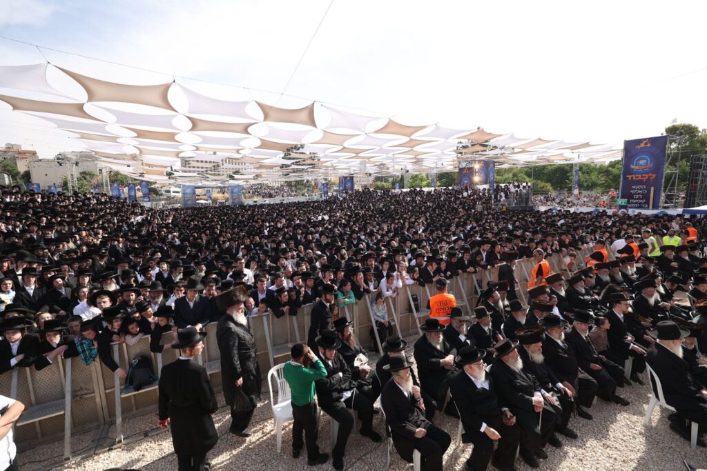 בעקבות הלחץ הרב: המשטרה סגרה את הכניסה לחצר ההילולא