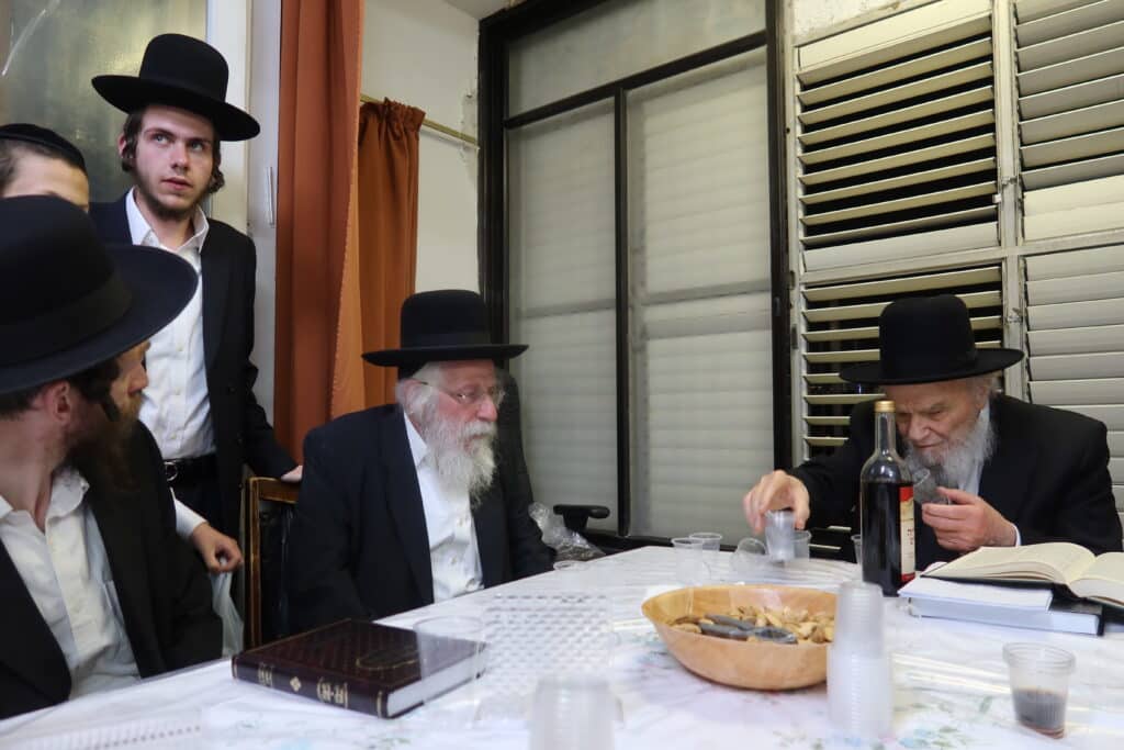 בגבעת הישיבה: ראשי הישיבות הקבילו את פני הגרמ"ה הירש