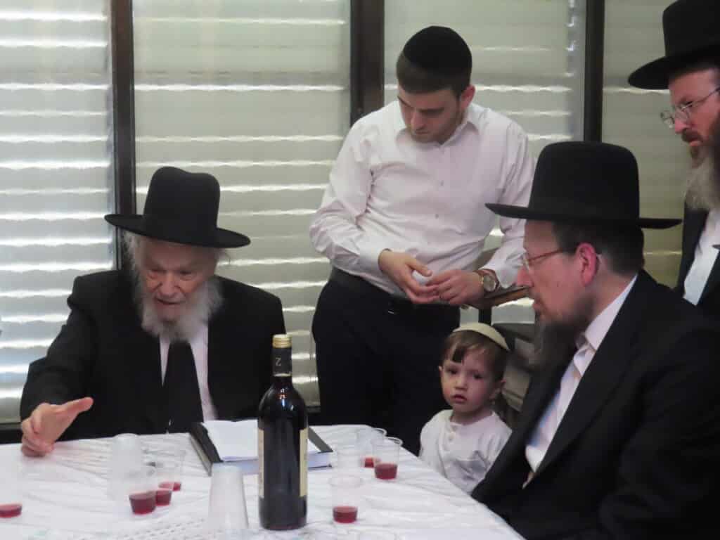 בגבעת הישיבה: ראשי הישיבות הקבילו את פני הגרמ"ה הירש