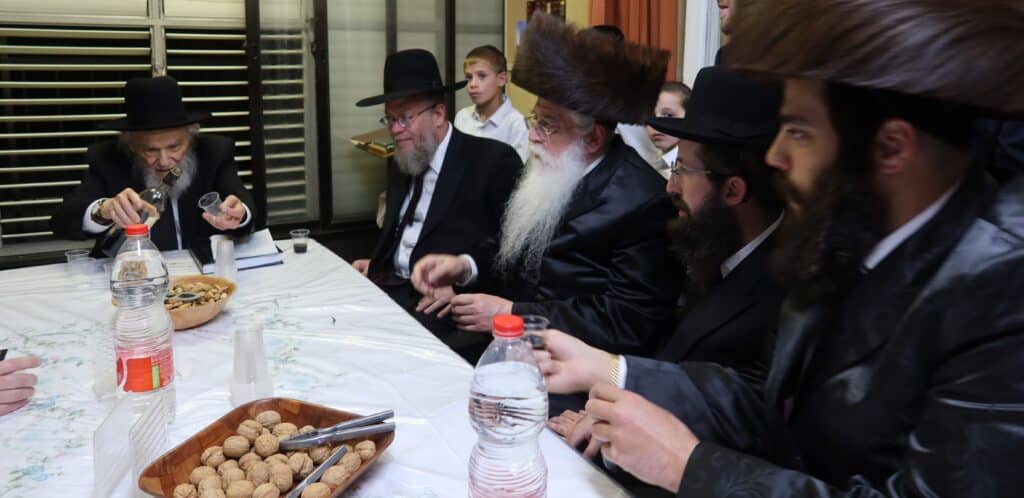 בגבעת הישיבה: ראשי הישיבות הקבילו את פני הגרמ"ה הירש