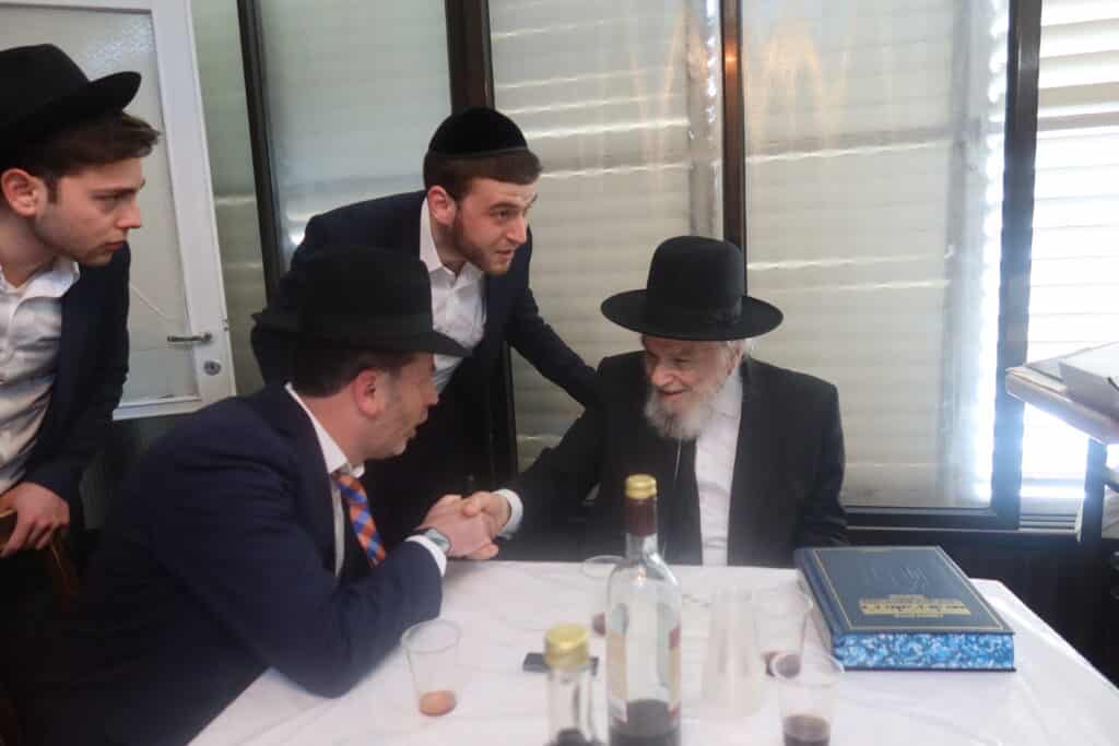 בגבעת הישיבה: ראשי הישיבות הקבילו את פני הגרמ"ה הירש