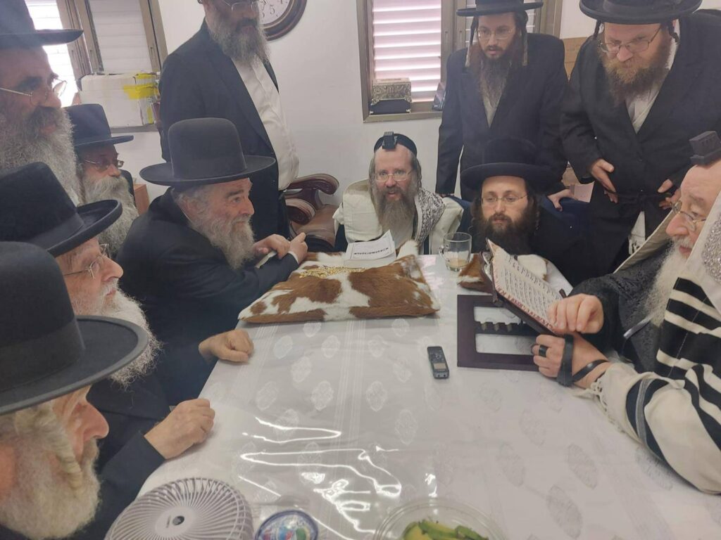 האדמו"ר ישב שבעה על בתו ע"ה: כולם עלו לנחם