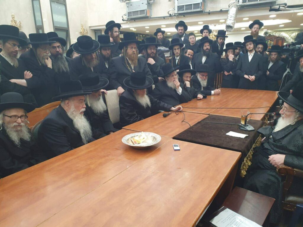 האדמו"ר ישב שבעה על בתו ע"ה: כולם עלו לנחם