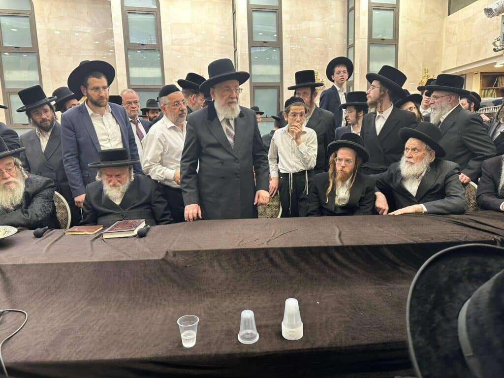 האדמו"ר ישב שבעה על בתו ע"ה: כולם עלו לנחם