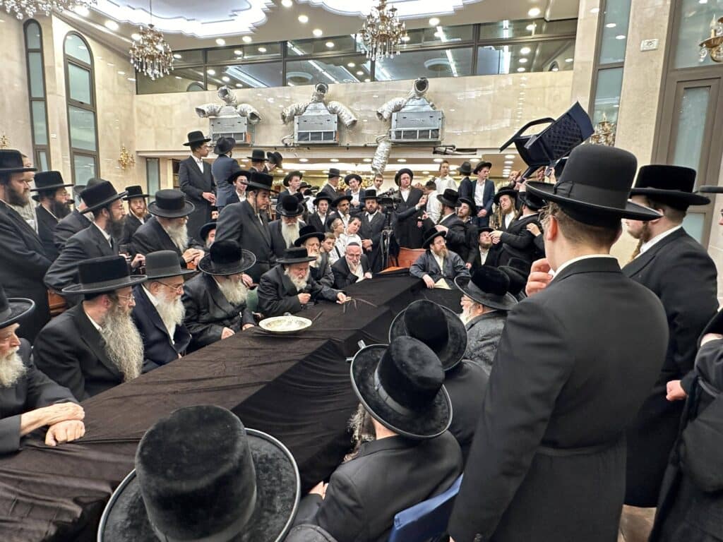 האדמו"ר ישב שבעה על בתו ע"ה: כולם עלו לנחם