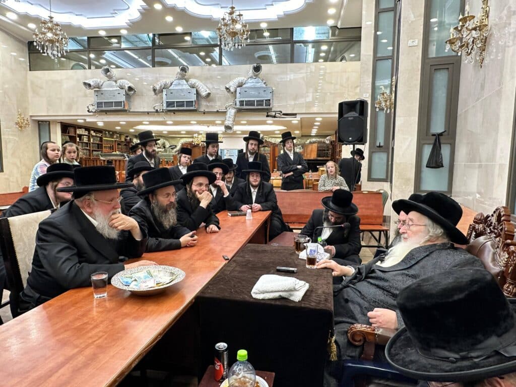 האדמו"ר ישב שבעה על בתו ע"ה: כולם עלו לנחם