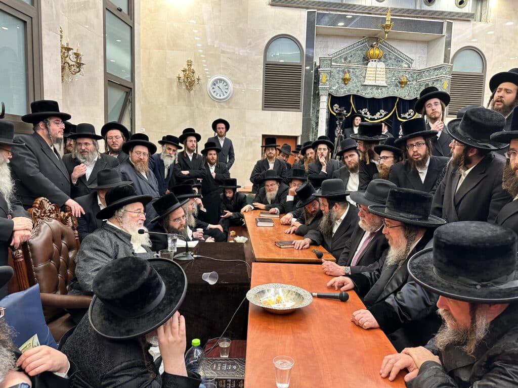 האדמו"ר ישב שבעה על בתו ע"ה: כולם עלו לנחם