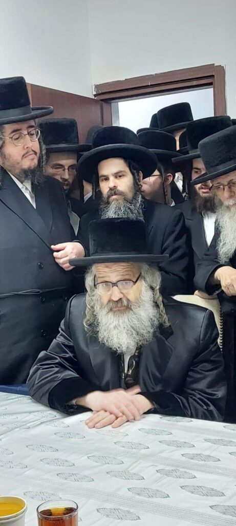 האדמו"ר ישב שבעה על בתו ע"ה: כולם עלו לנחם