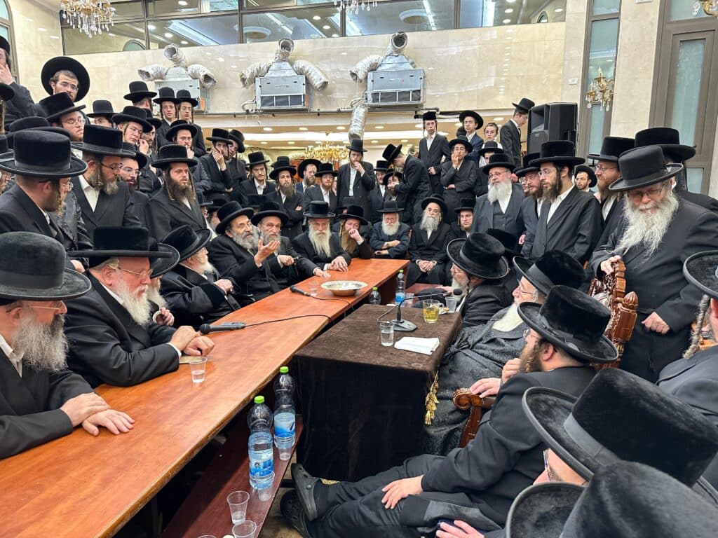 האדמו"ר ישב שבעה על בתו ע"ה: כולם עלו לנחם