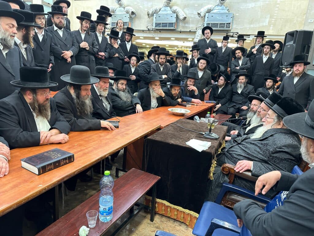 האדמו"ר ישב שבעה על בתו ע"ה: כולם עלו לנחם