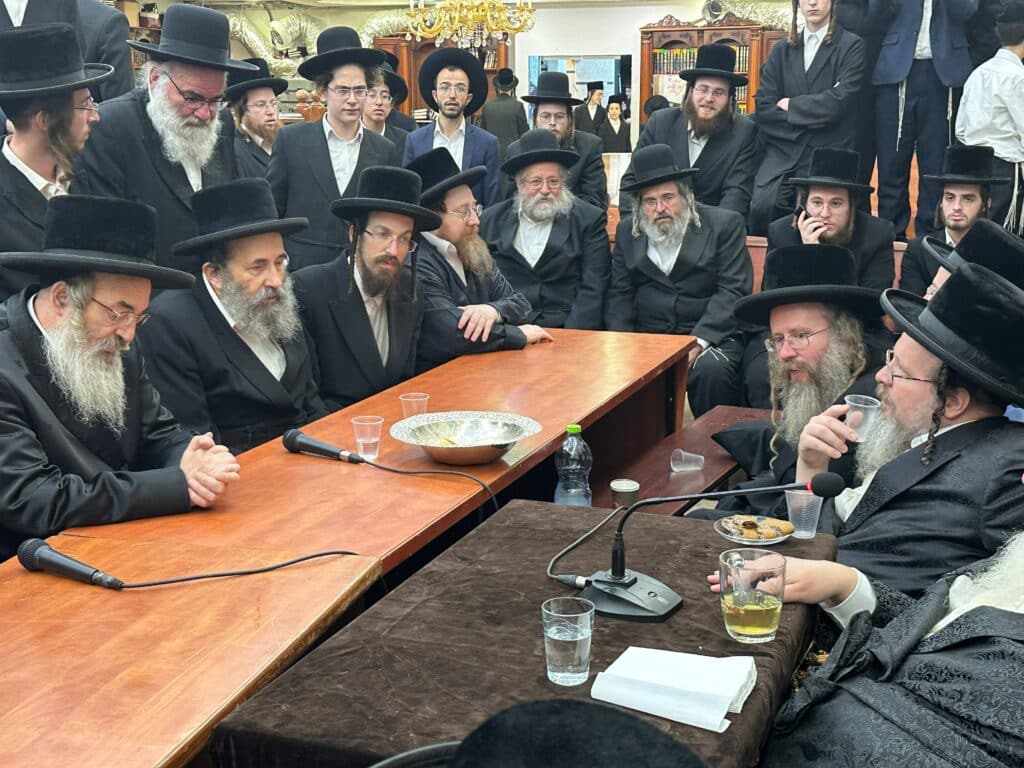 האדמו"ר ישב שבעה על בתו ע"ה: כולם עלו לנחם