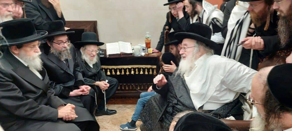 האדמו"ר ישב שבעה על בתו ע"ה: כולם עלו לנחם