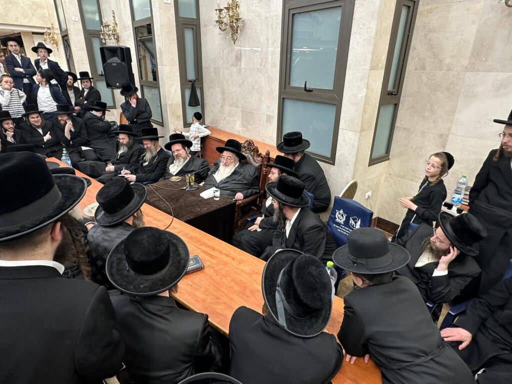 האדמו"ר ישב שבעה על בתו ע"ה: כולם עלו לנחם