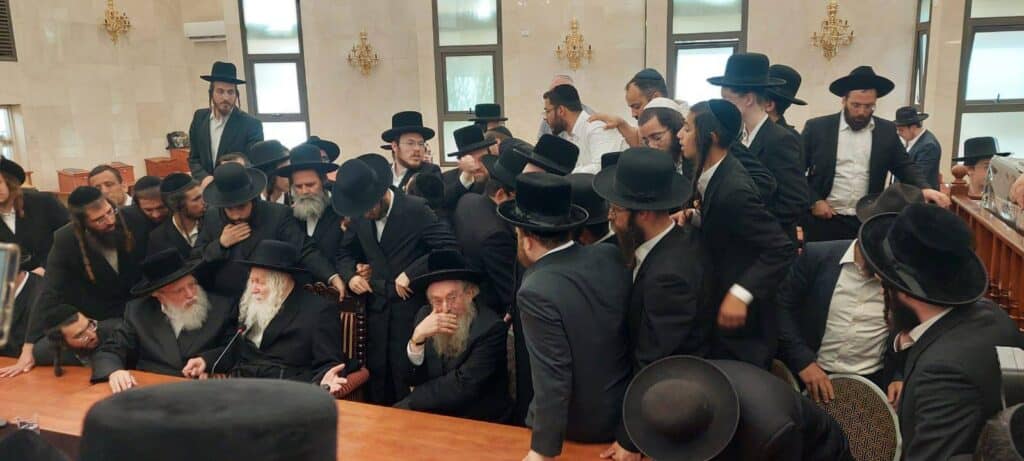 האדמו"ר ישב שבעה על בתו ע"ה: כולם עלו לנחם