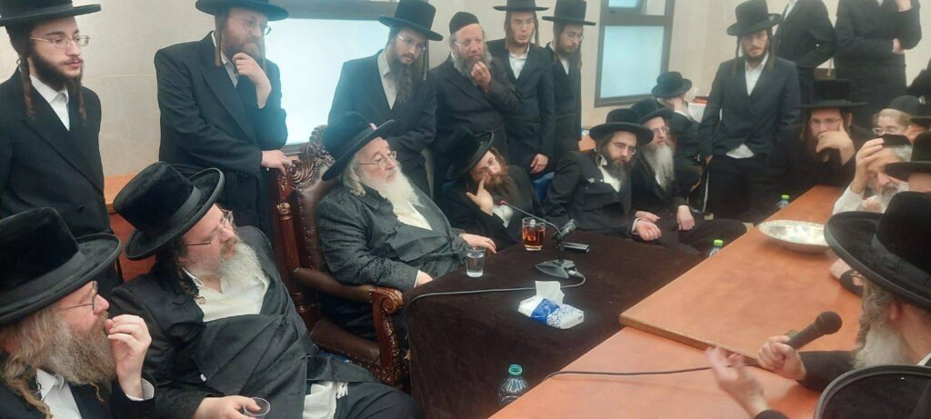 האדמו"ר ישב שבעה על בתו ע"ה: כולם עלו לנחם