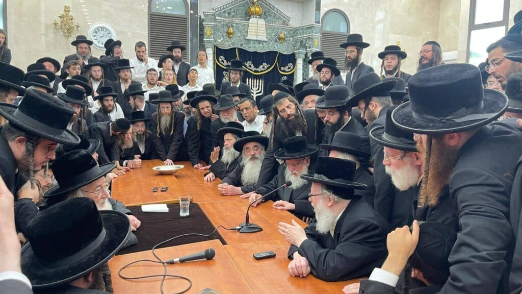 האדמו"ר ישב שבעה על בתו ע"ה: כולם עלו לנחם