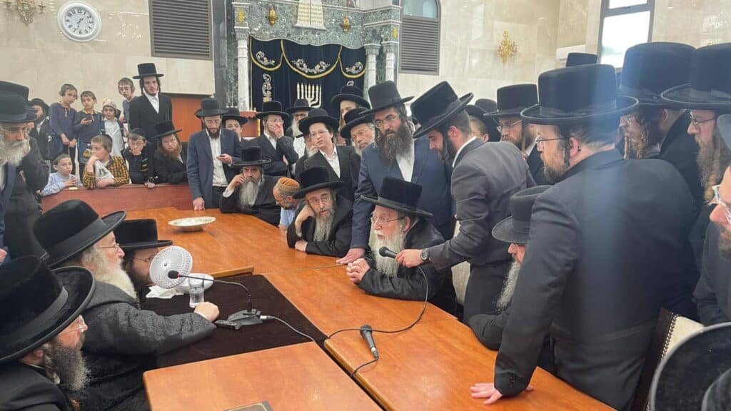 האדמו"ר ישב שבעה על בתו ע"ה: כולם עלו לנחם