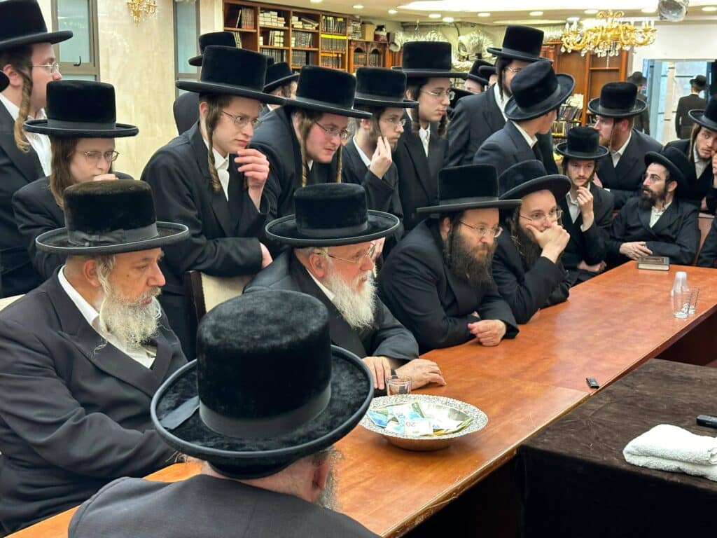 האדמו"ר ישב שבעה על בתו ע"ה: כולם עלו לנחם