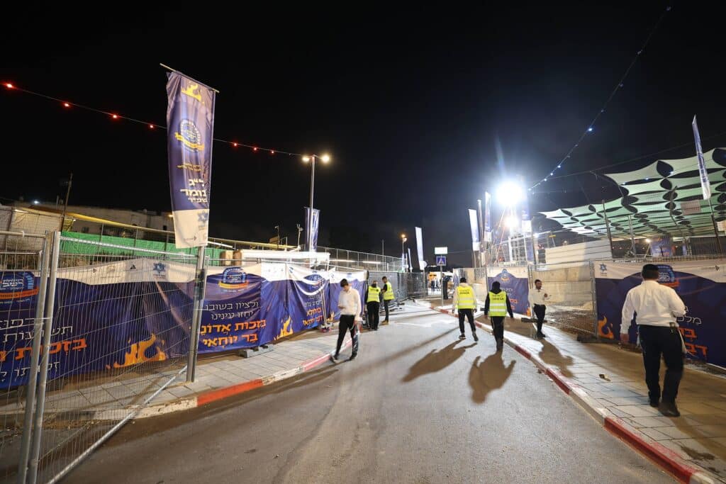 גלריה: רבבות השתתפו בהילולת הרשב"י ב'חצר ההילולא'