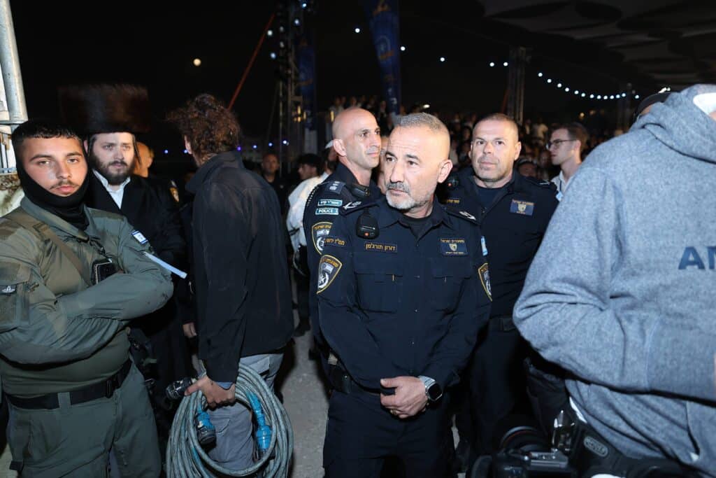 גלריה: רבבות השתתפו בהילולת הרשב"י ב'חצר ההילולא'