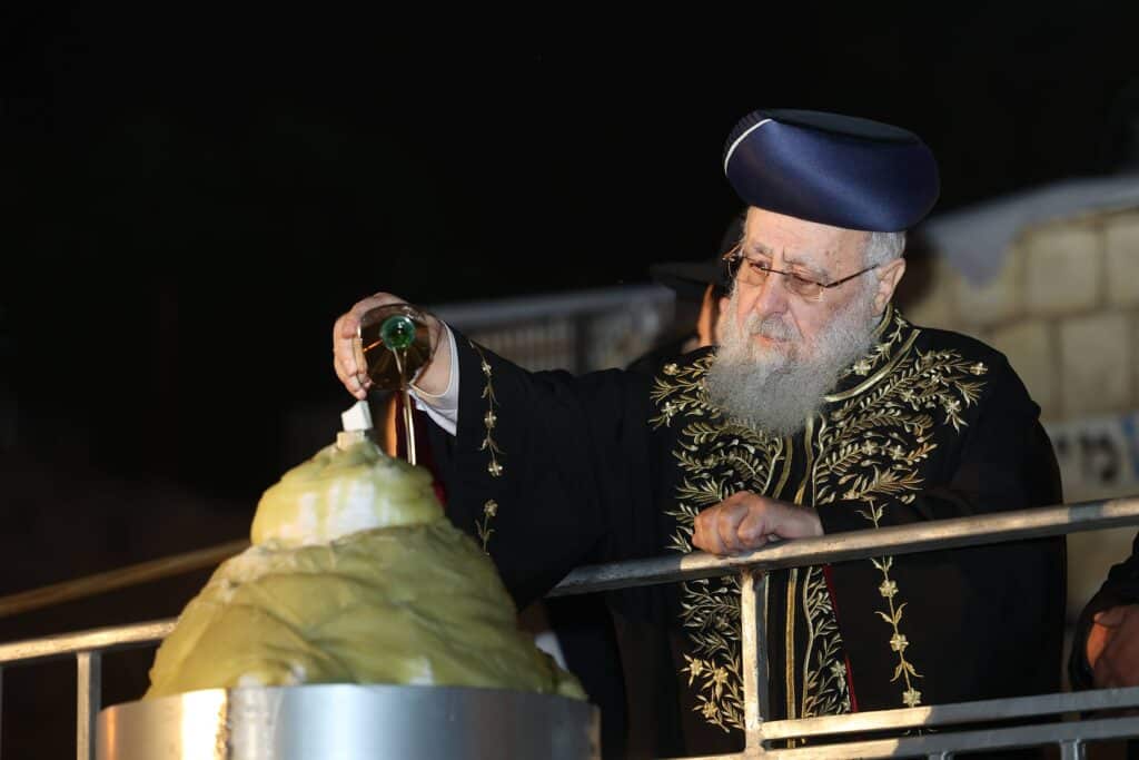 גלריה: רבבות השתתפו בהילולת הרשב"י ב'חצר ההילולא'