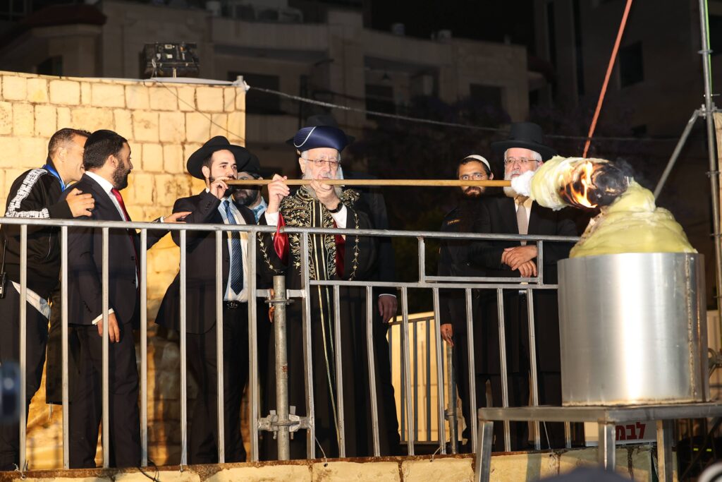 גלריה: רבבות השתתפו בהילולת הרשב"י ב'חצר ההילולא'