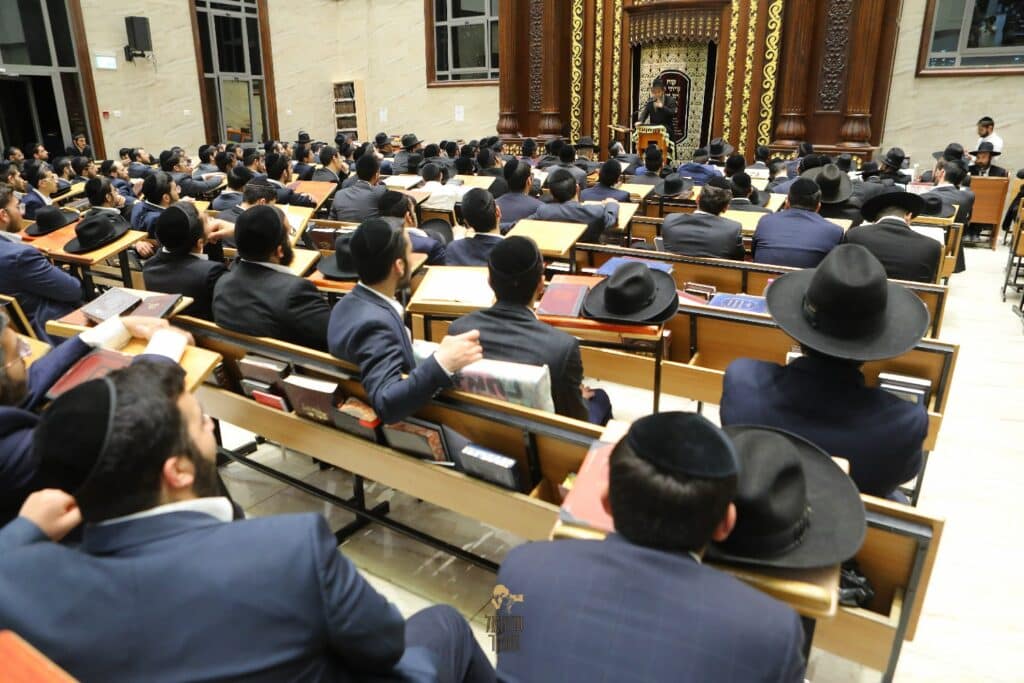 בהשתתפות גדולי ישראל: עצרת שלושים לראש ישיבת רכסים בהשתתפות גדולי ישראל: עצרת שלושים לראש ישיבת רכסים