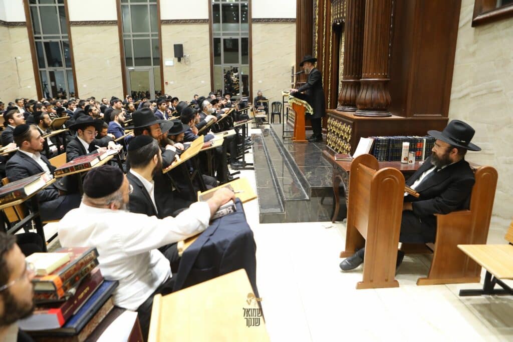 בהשתתפות גדולי ישראל: עצרת שלושים לראש ישיבת רכסים בהשתתפות גדולי ישראל: עצרת שלושים לראש ישיבת רכסים