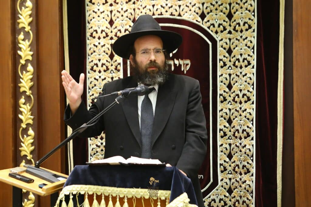 בהשתתפות גדולי ישראל: עצרת שלושים לראש ישיבת רכסים בהשתתפות גדולי ישראל: עצרת שלושים לראש ישיבת רכסים