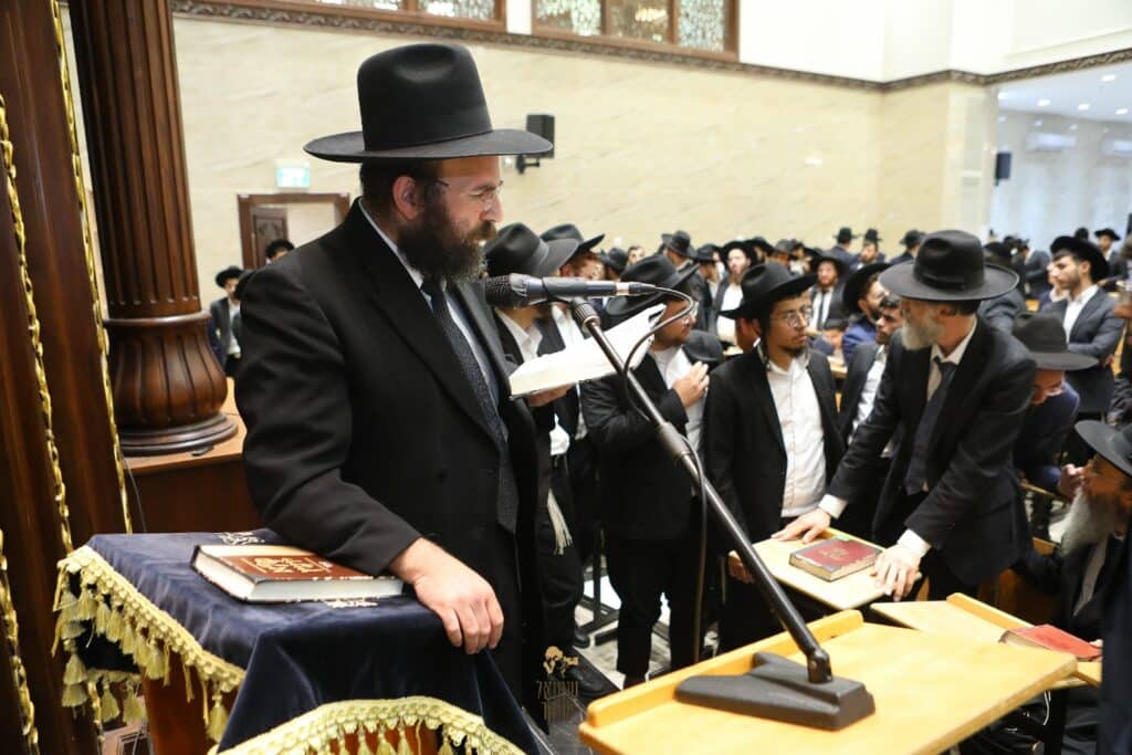 בהשתתפות גדולי ישראל: עצרת שלושים לראש ישיבת רכסים בהשתתפות גדולי ישראל: עצרת שלושים לראש ישיבת רכסים