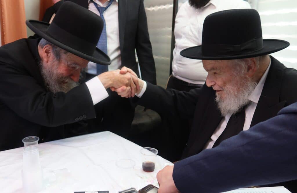 בגבעת הישיבה: ראשי הישיבות הקבילו את פני הגרמ"ה הירש