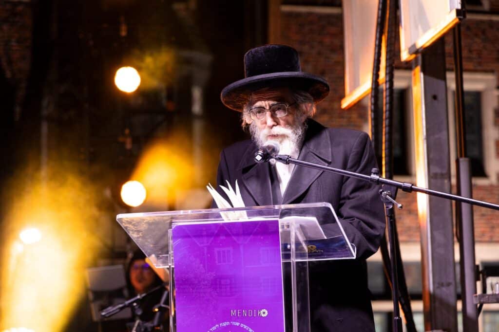 הלוחם מעזה שלא מוותר על הרמב"ם ריגש רבבות בברוקלין