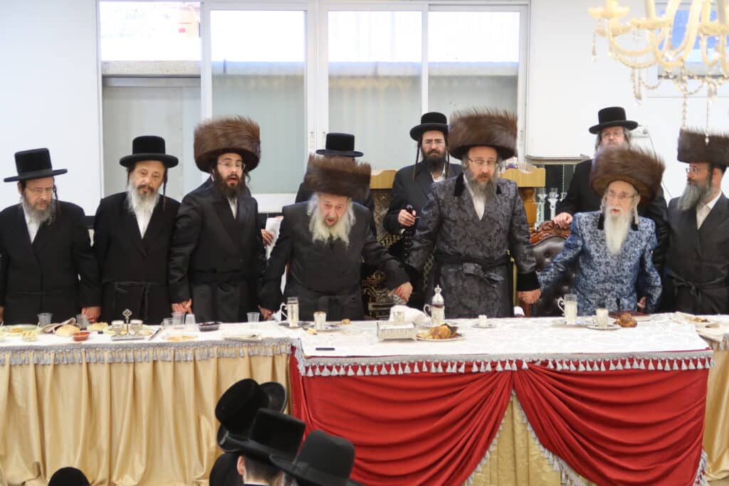 הרבי מתולדות א"י פדה את נכדו של הרבי מביאלא בית שמש