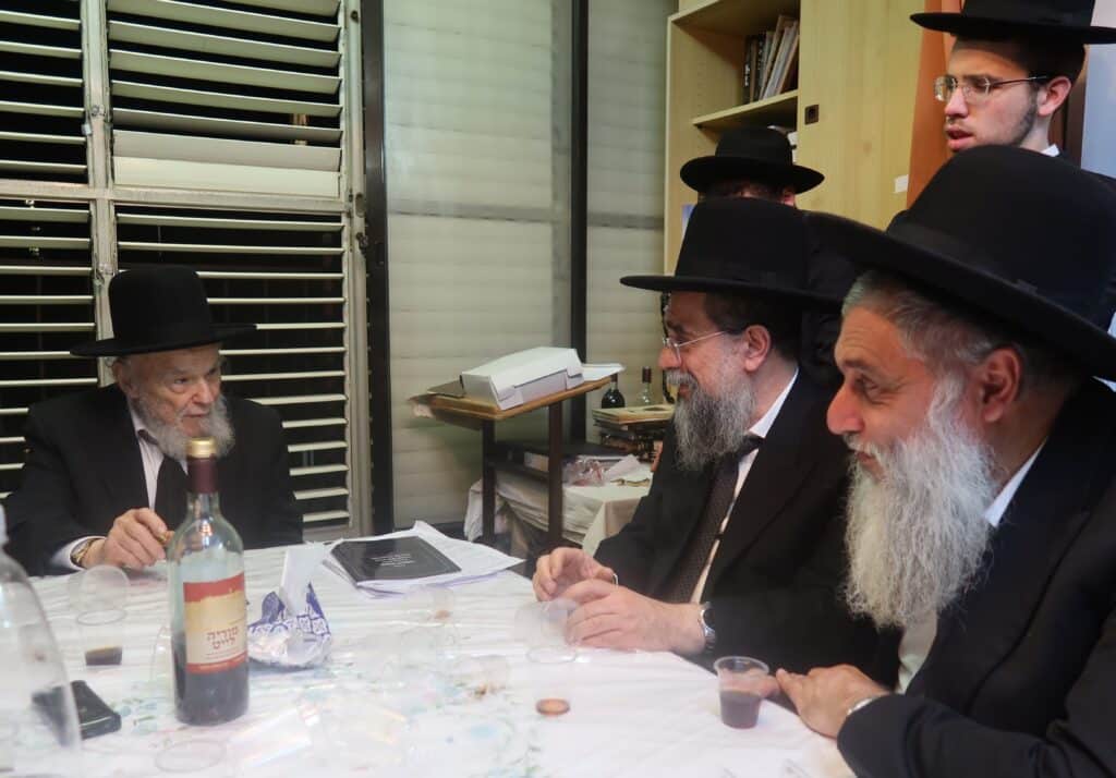 בגבעת הישיבה: ראשי הישיבות הקבילו את פני הגרמ"ה הירש